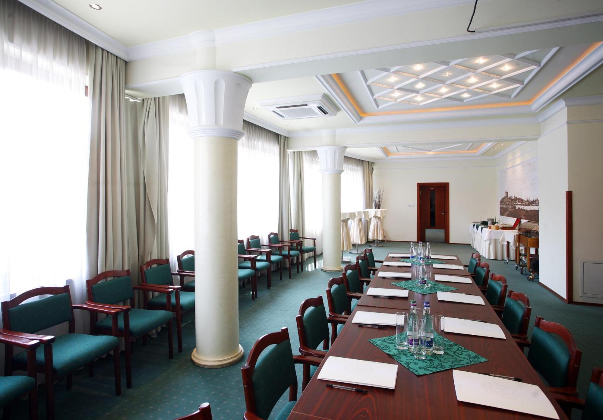 Hotel Matysak Bratislava Ngoại thất bức ảnh